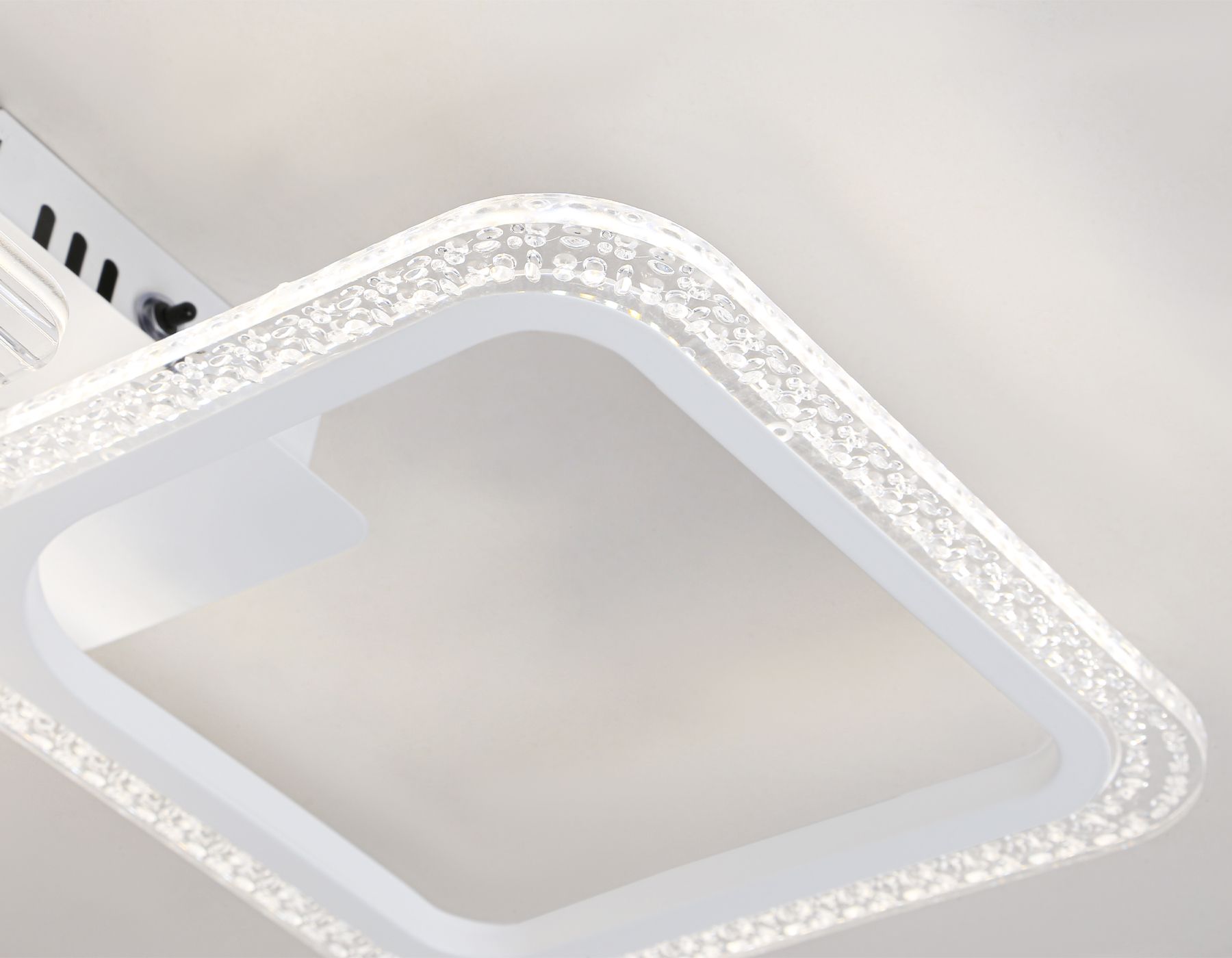 Потолочная люстра Ambrella light с пультом Original FA4281_AMB