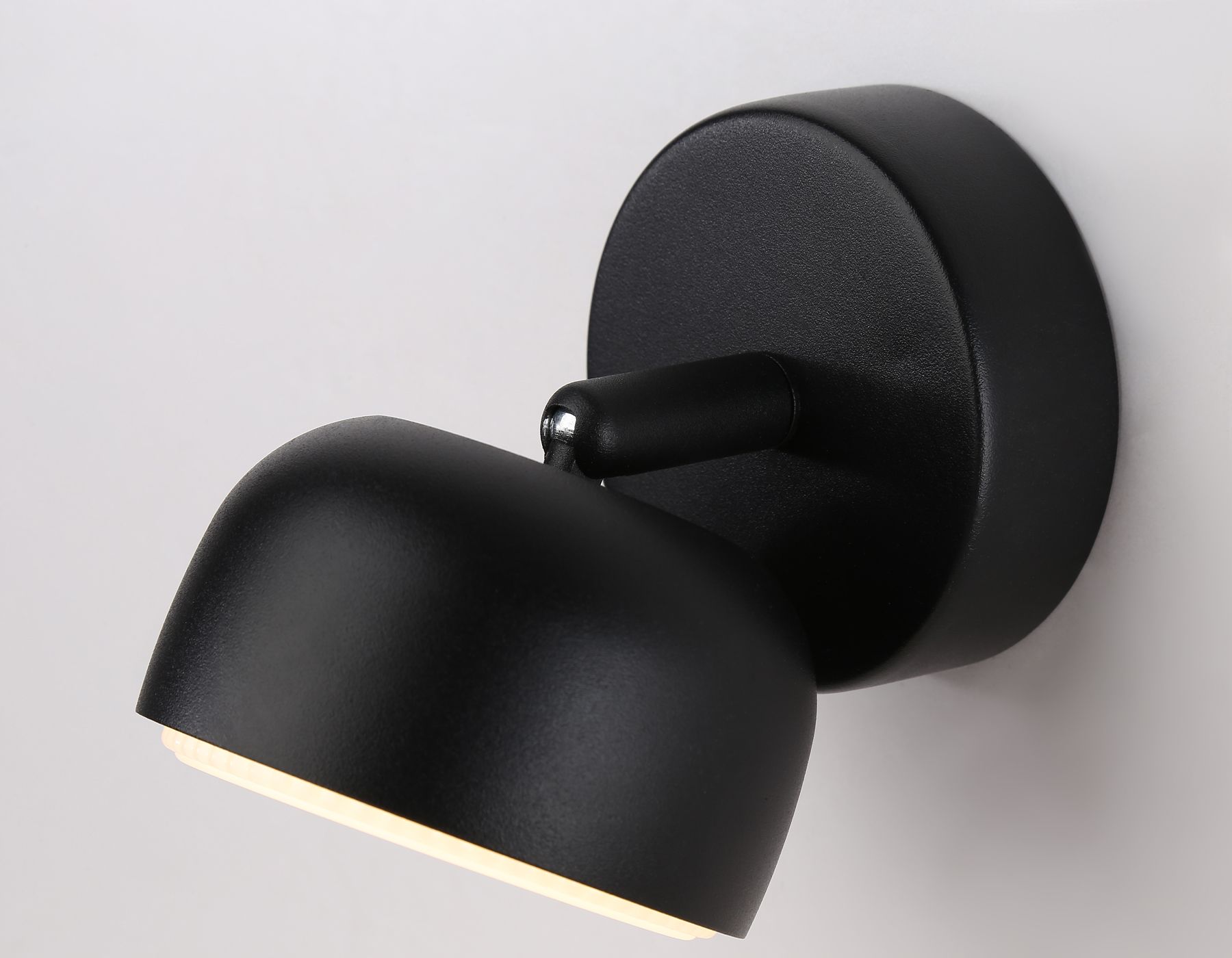 Накладной светильник Ambrella light поворотный со сменной лампой GX53 Techno TN71009_AMB