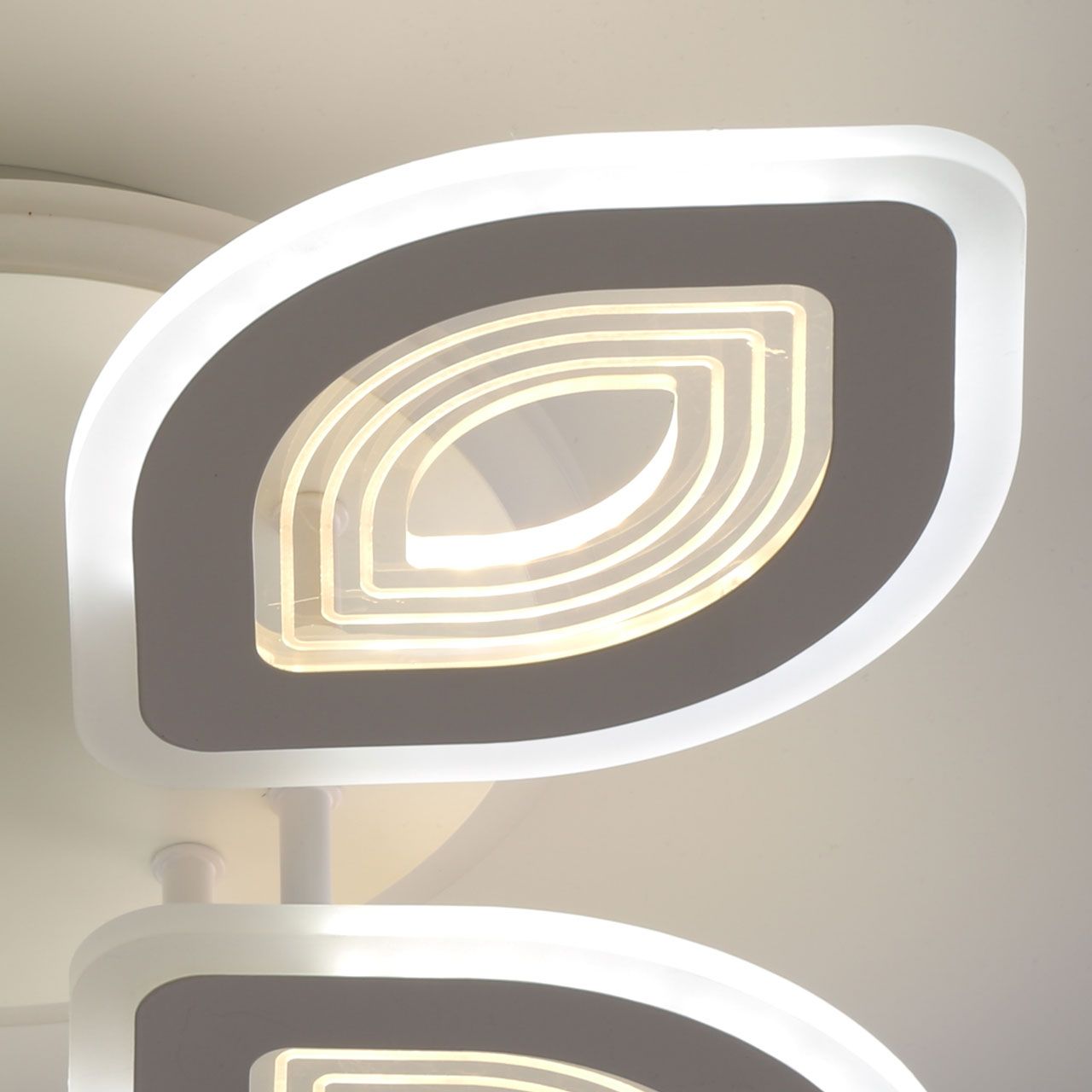 Потолочная люстра De Markt Мадлен 424013705_MW