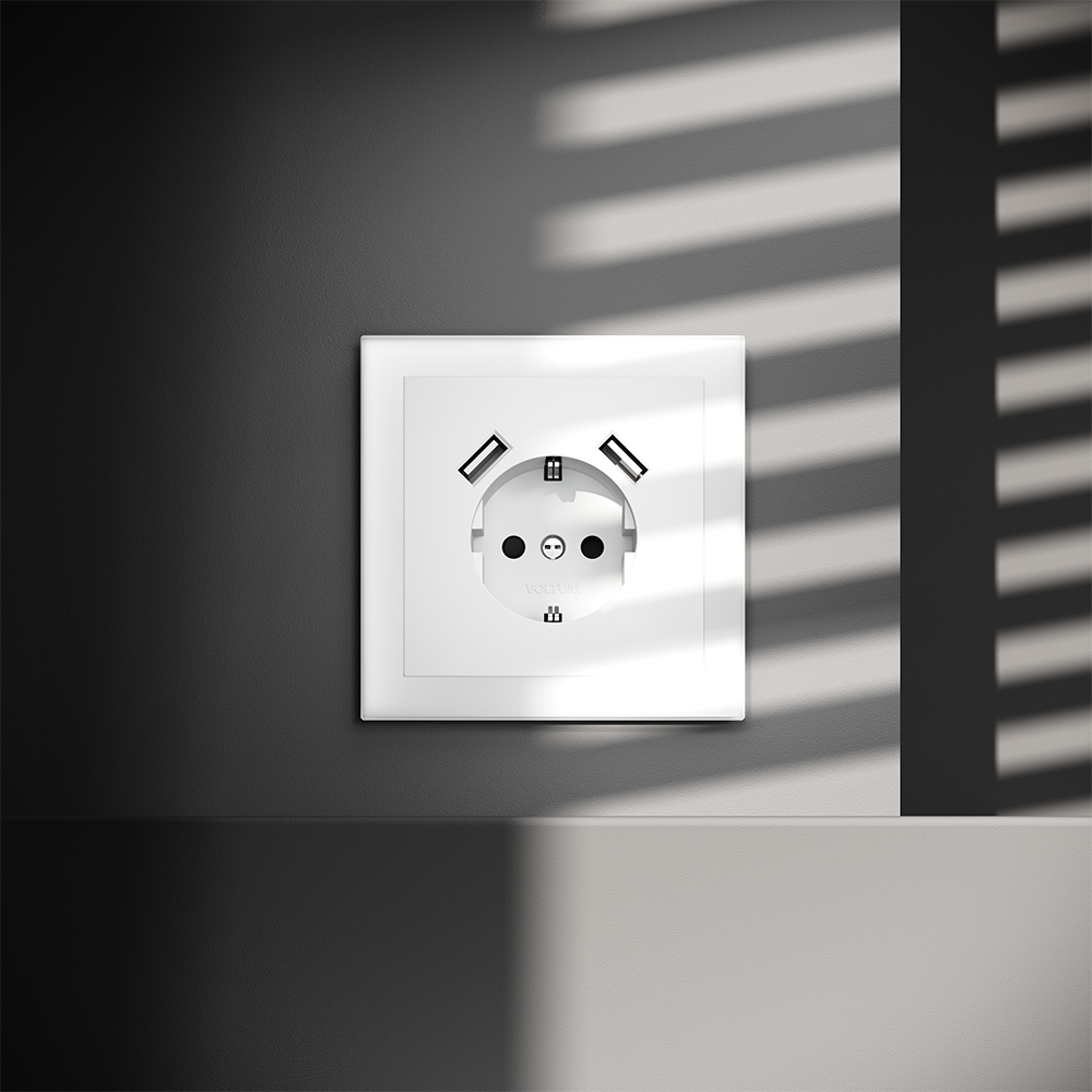 Розетка встраиваемая VOLTUM S70 с заземлением и защитными шторками, 16А, с USB, A+A VLS040402