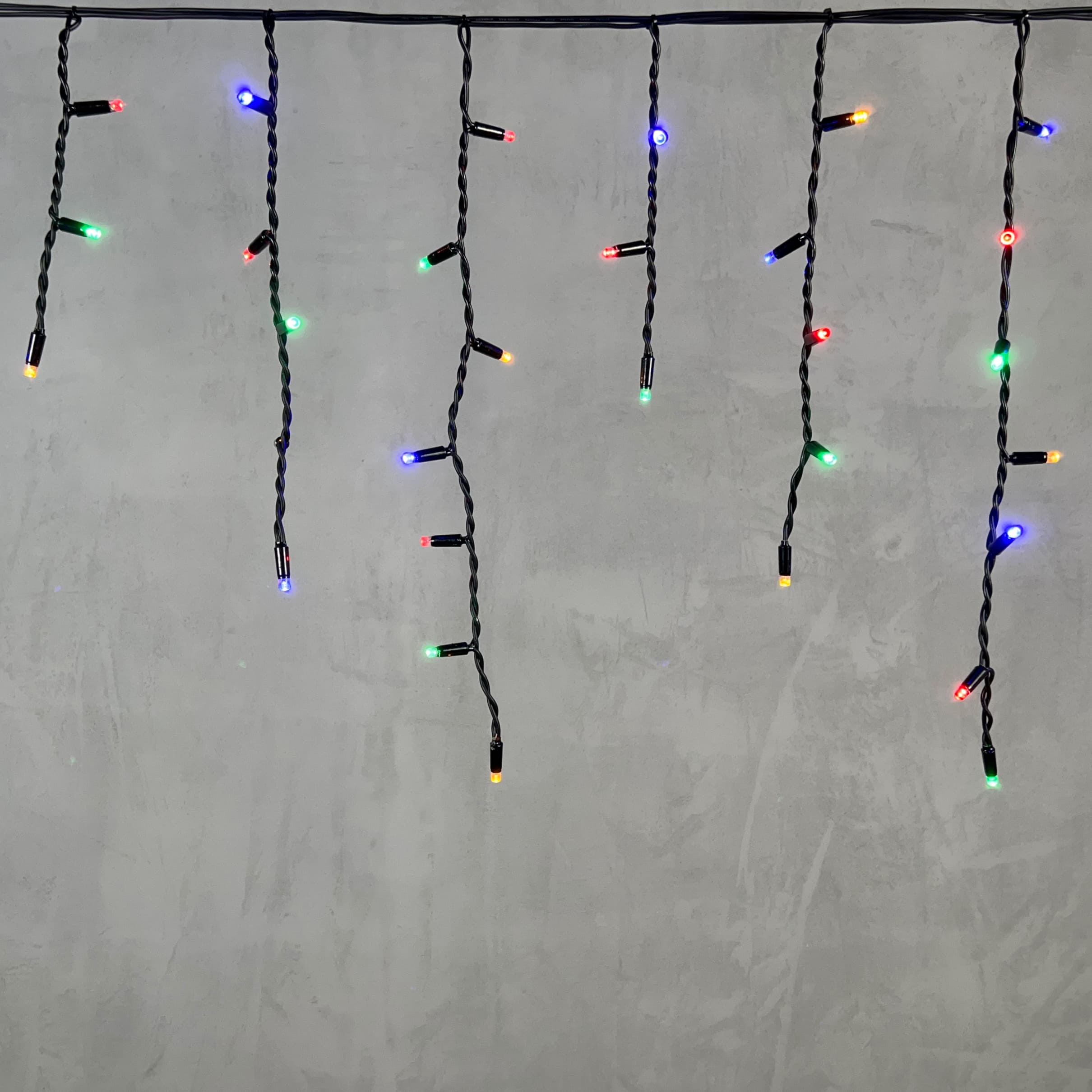 Гирлянда Бахрома 3,1 х 0,5 м Разноцветная 220В, 120 LED, Провод Черный Каучук, IP65 LL120-1-2M