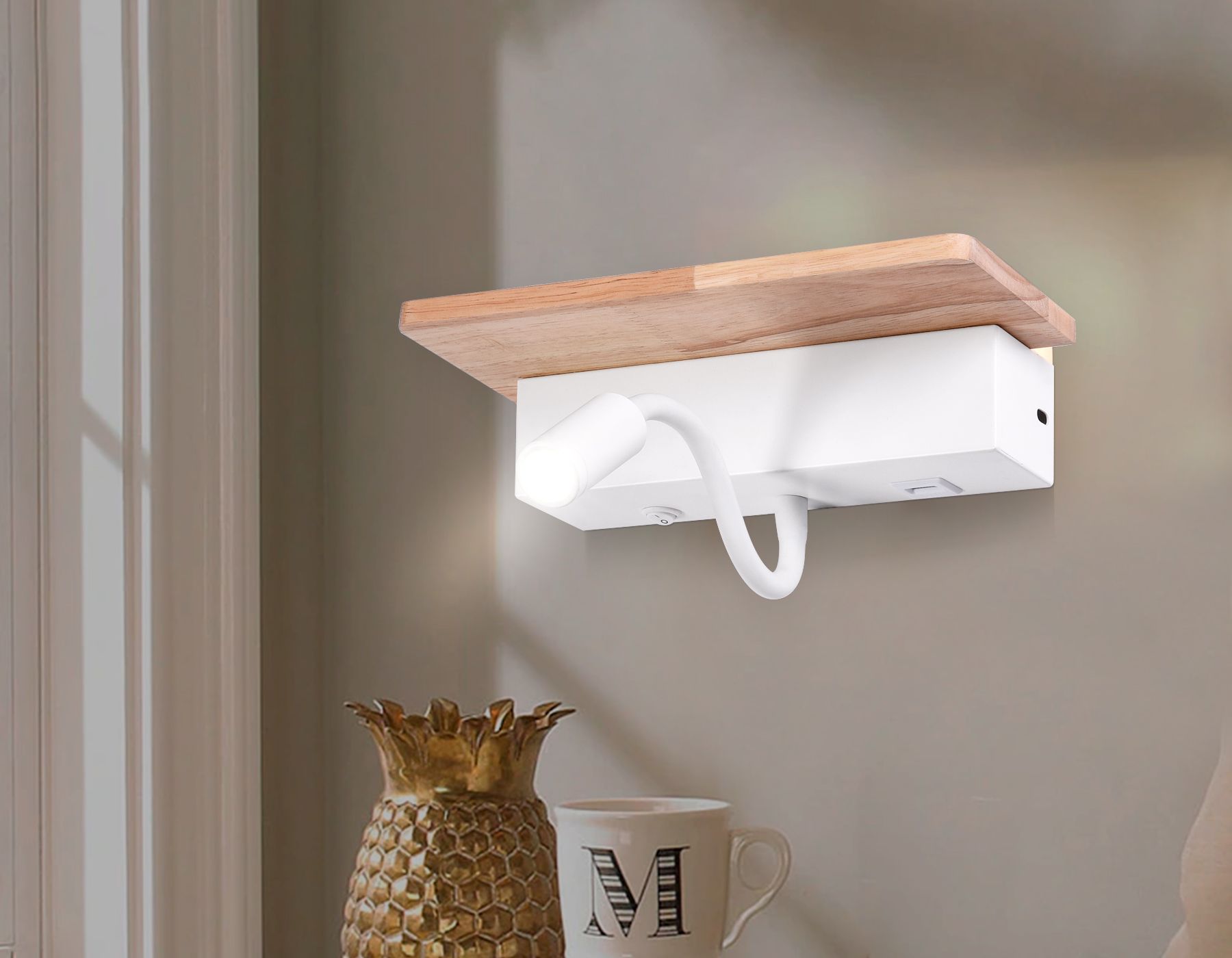 Настенный светильник Ambrella light светодиодный с выключателем, USB портом и полкой Wall FW290_AMB