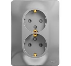 Розетка встраиваемая двойная с заземлением и шторками (алюминий) Systeme Electric GSL000326