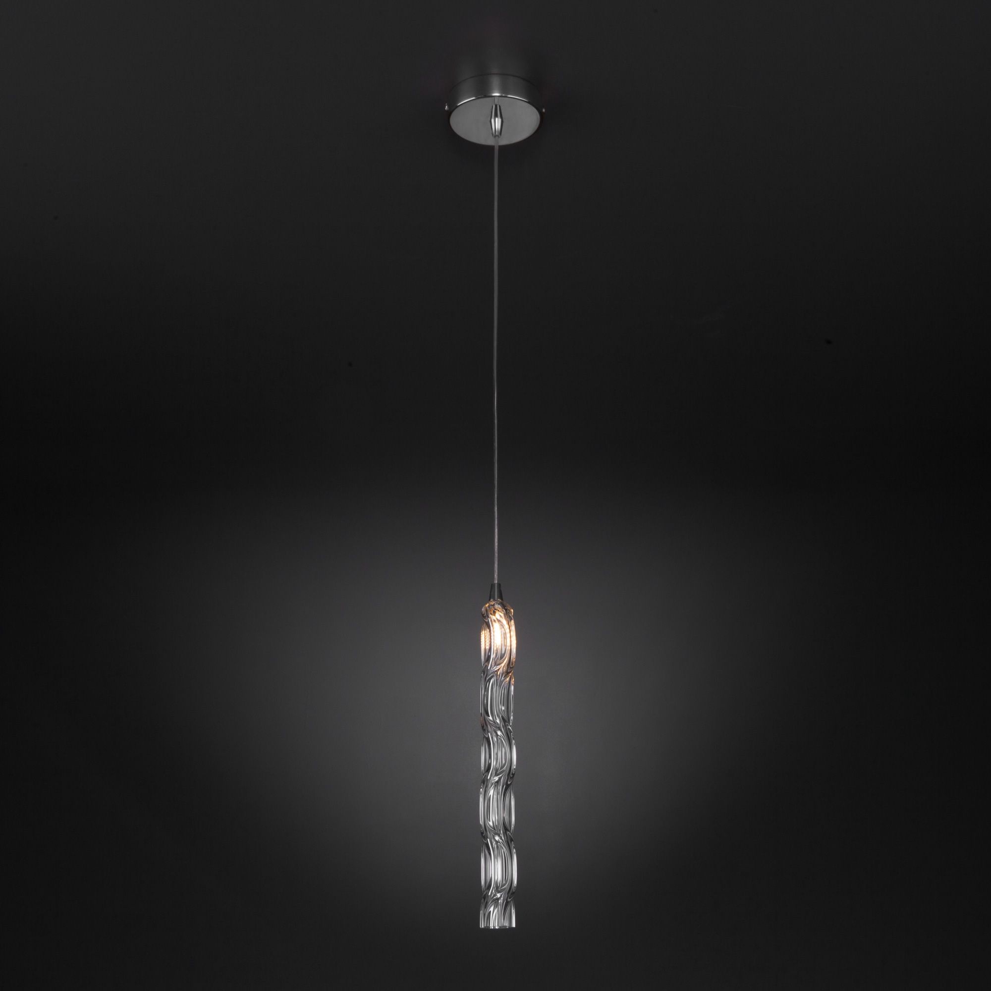 Подвесной светильник Eurosvet со стеклянным плафоном Lynn a057390_EU