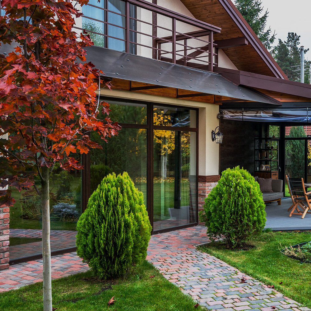 Уличный настенный светильник Albion O413WL-01BZ_MY