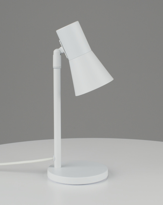 Настольная лампа Moderli V11324-1T_MD