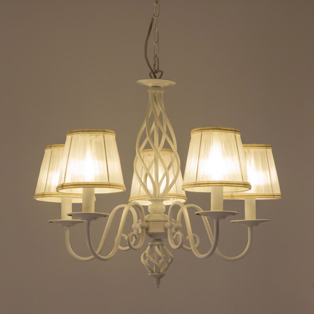 Подвесная люстра CitiLux Ровена CL427150