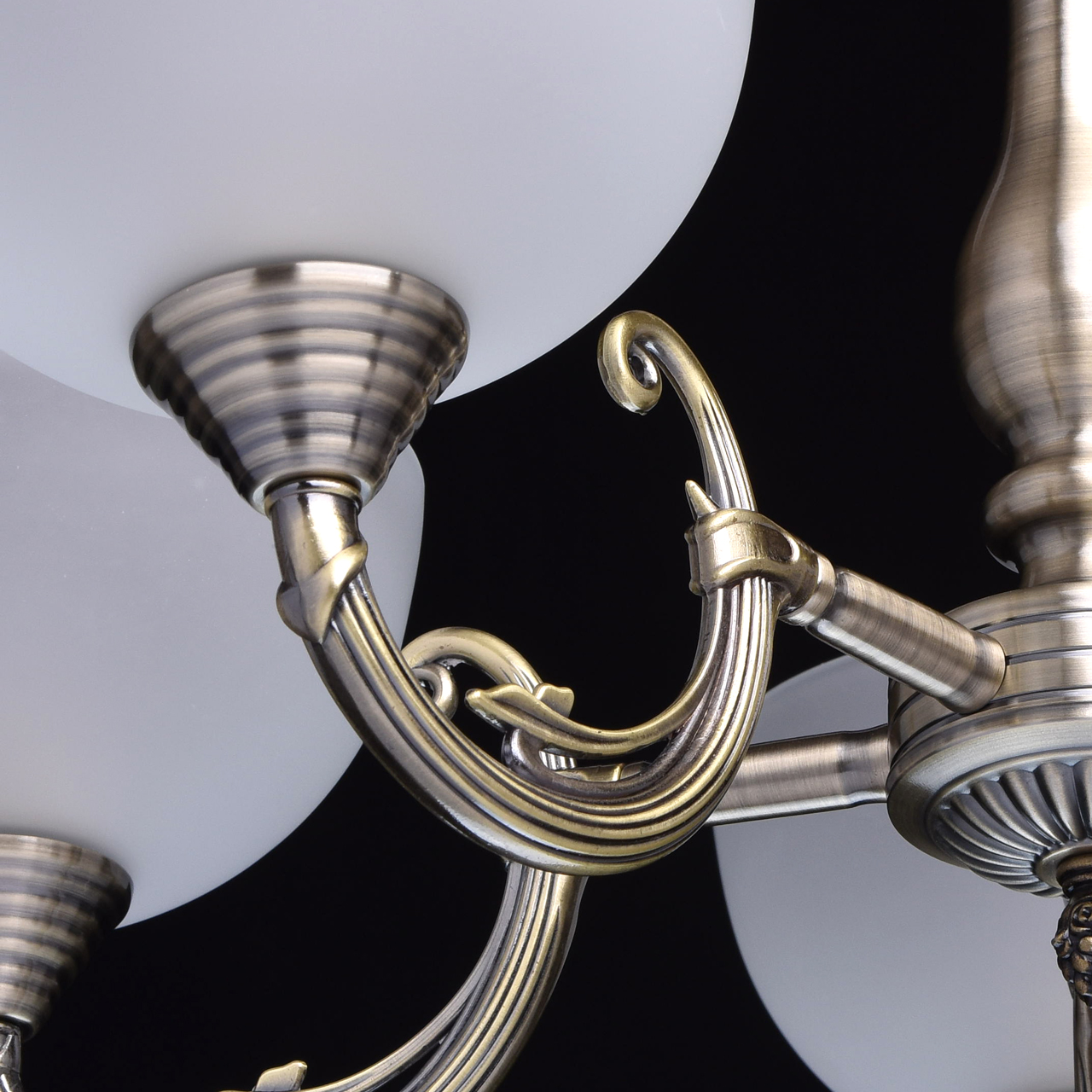 Подвесная люстра MW-Light 318011205_MW