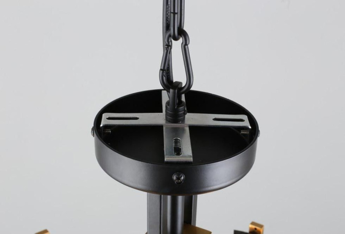 Люстра потолочная металлическая Omnilux OML-99703-06