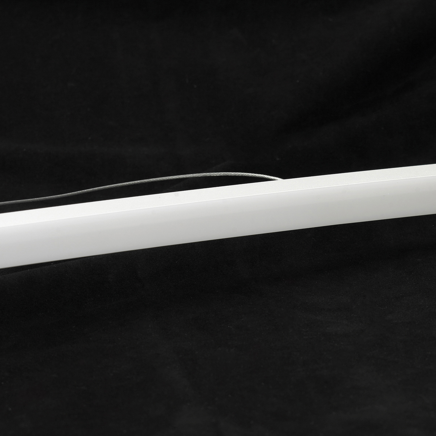 Подвесной линейный светильник Lussole BRADFORD LSP-7452