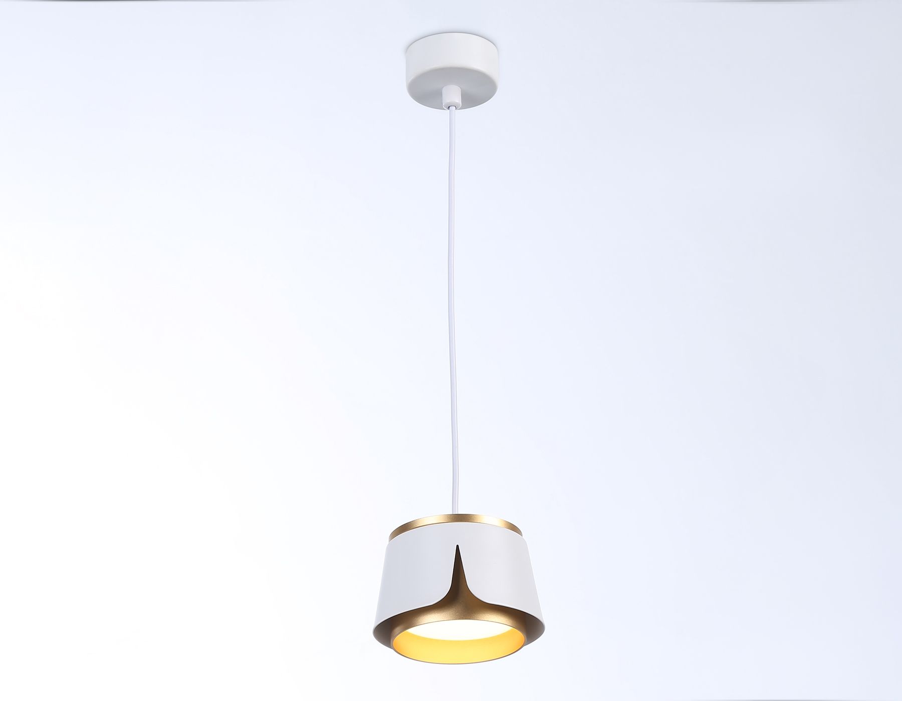 Подвесной светильник Ambrella Light TECHNO SPOT Techno family TN71245_AMB