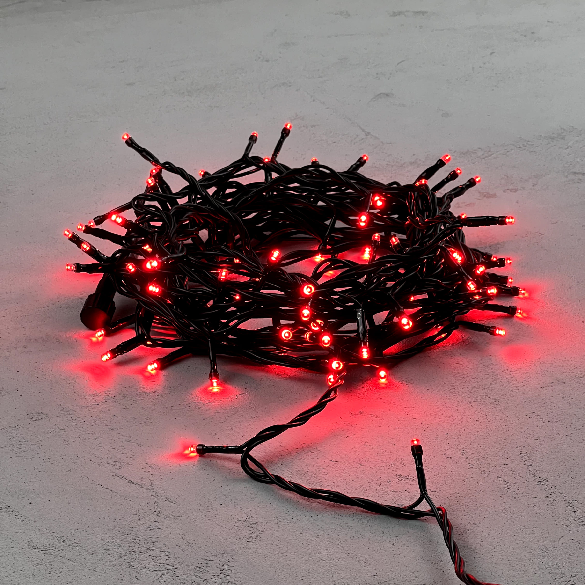 Гирлянда Нить 10м Красная 24В, 100 LED, Провод Черный ПВХ, IP54 PST100-11-1R