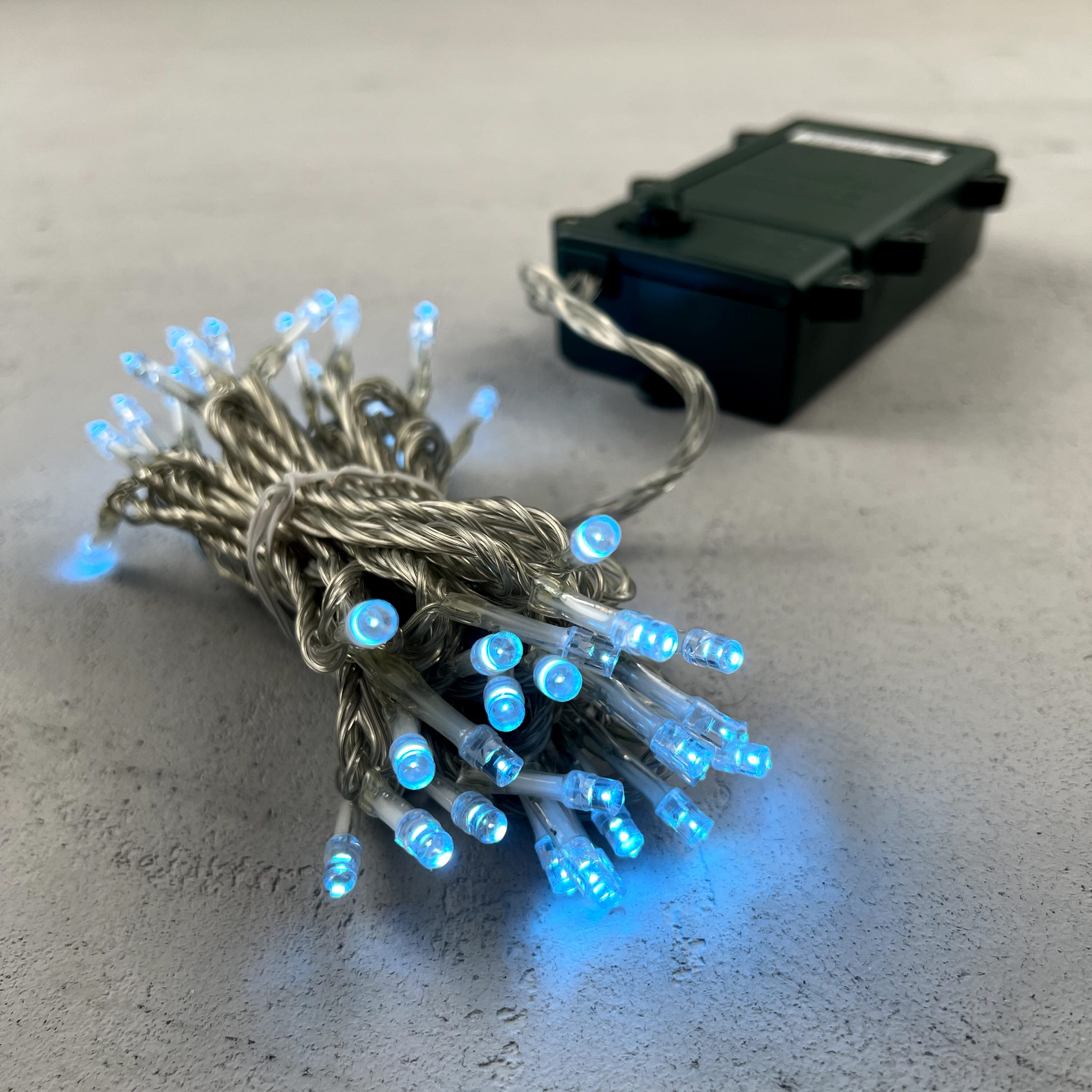Гирлянда Нить на Батарейках 5м Небесно-Голубая, 50 LED, Провод Прозрачный Силикон, IP65 EST50-4W10-8SB