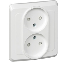 Розетка встраиваемая двойная без заземления со шторками (белый) Systeme Electric PC16-006B