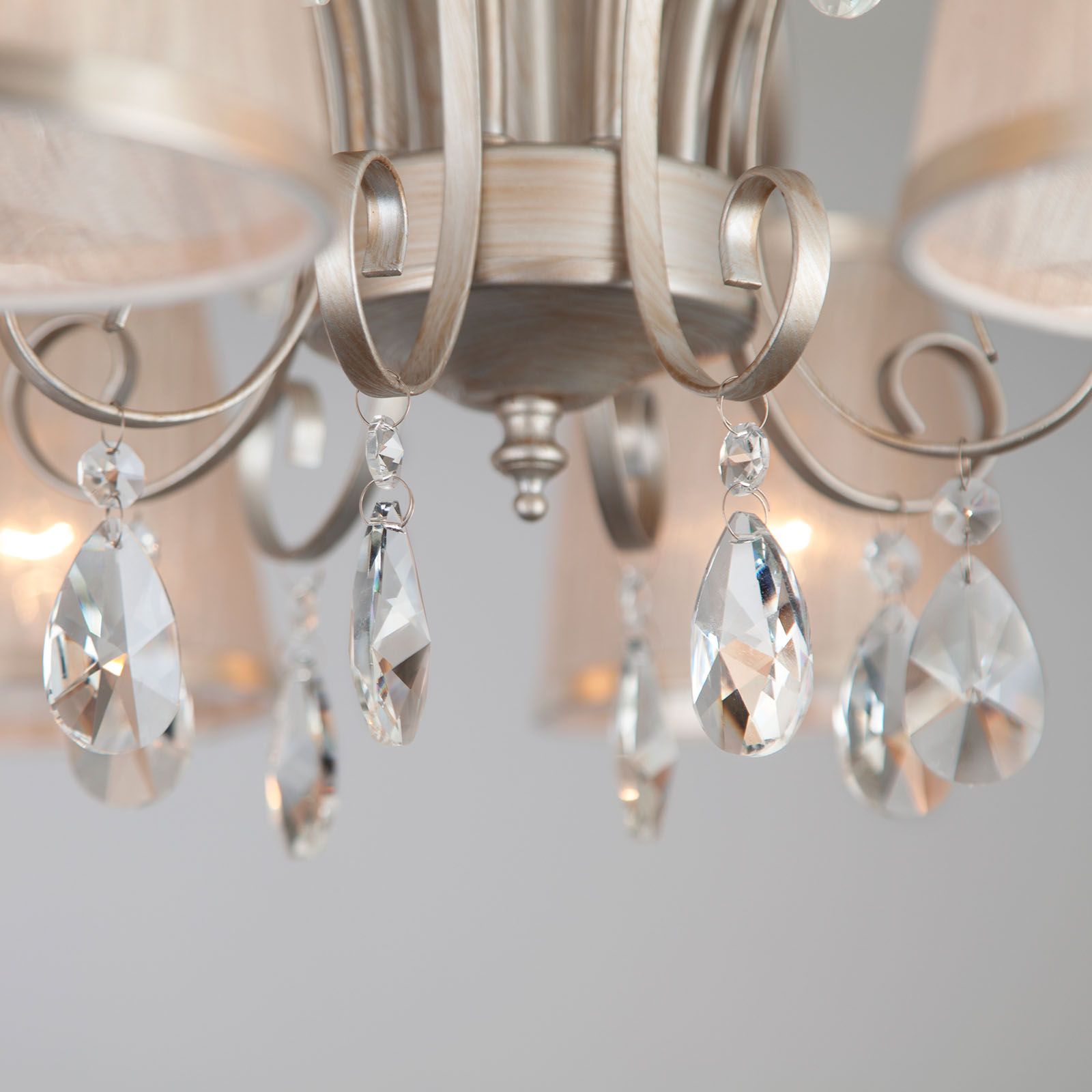 Потолочная люстра Eurosvet Liona 00000082055_EU