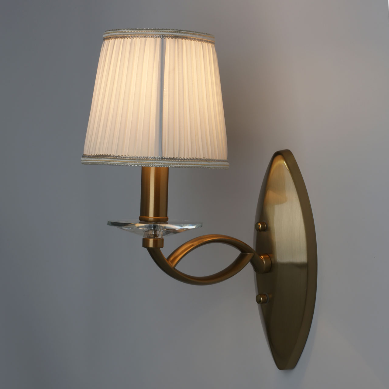 Бра Chiaro Сильвия 404020801_MW