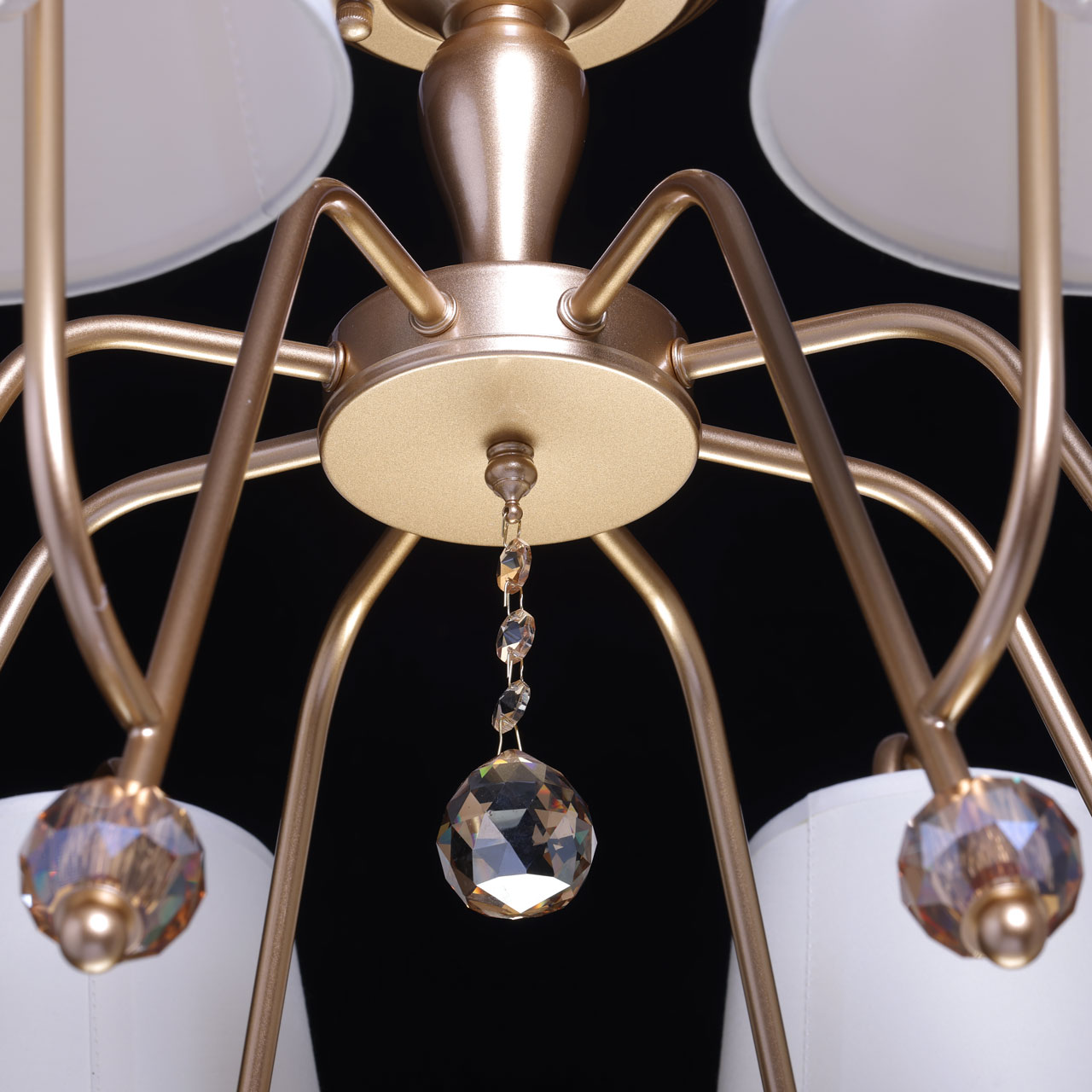 Потолочная люстра MW-Light Вега 329012308_MW