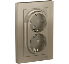 Розетка встраиваемая двойная с заземлением и шторками (шампань) Systeme Electric ATN000526