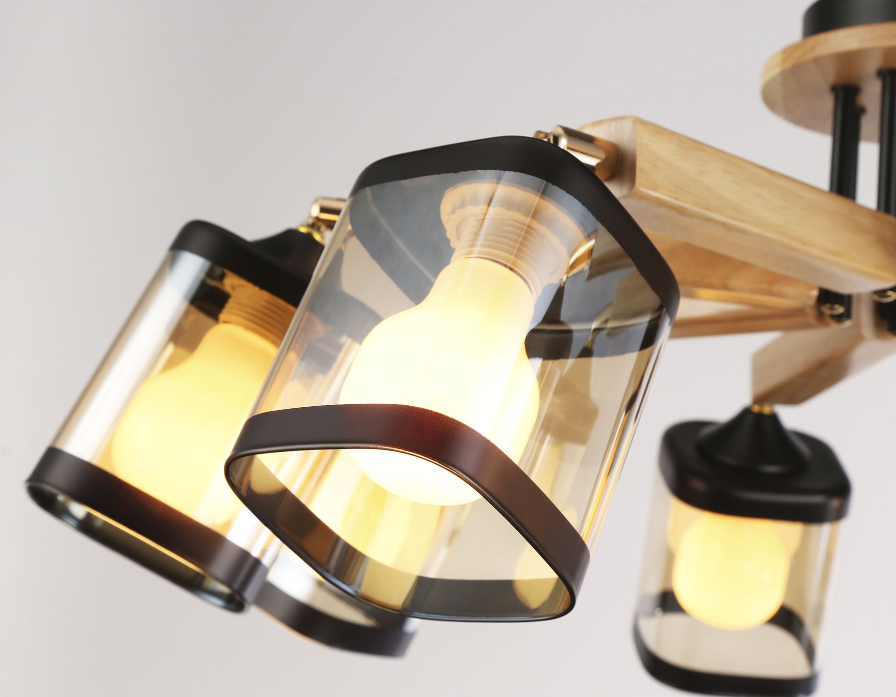 Потолочная люстра Ambrella light Traditional TR9530_AMB