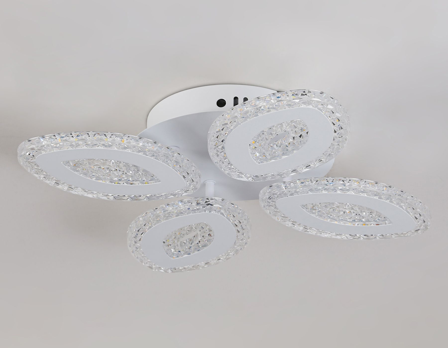 Потолочная люстра Ambrella light с пультом Original FA4012_AMB