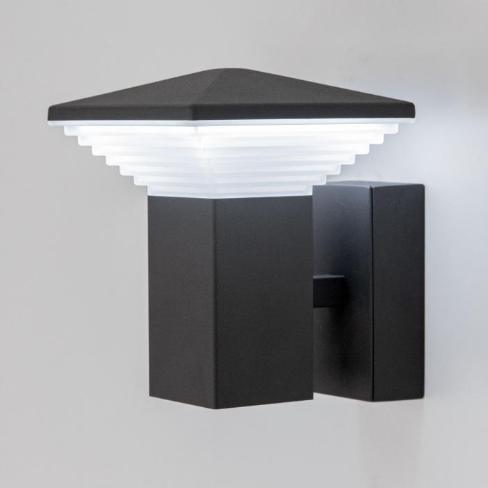 Уличный настенный светильник Clu CLU02W