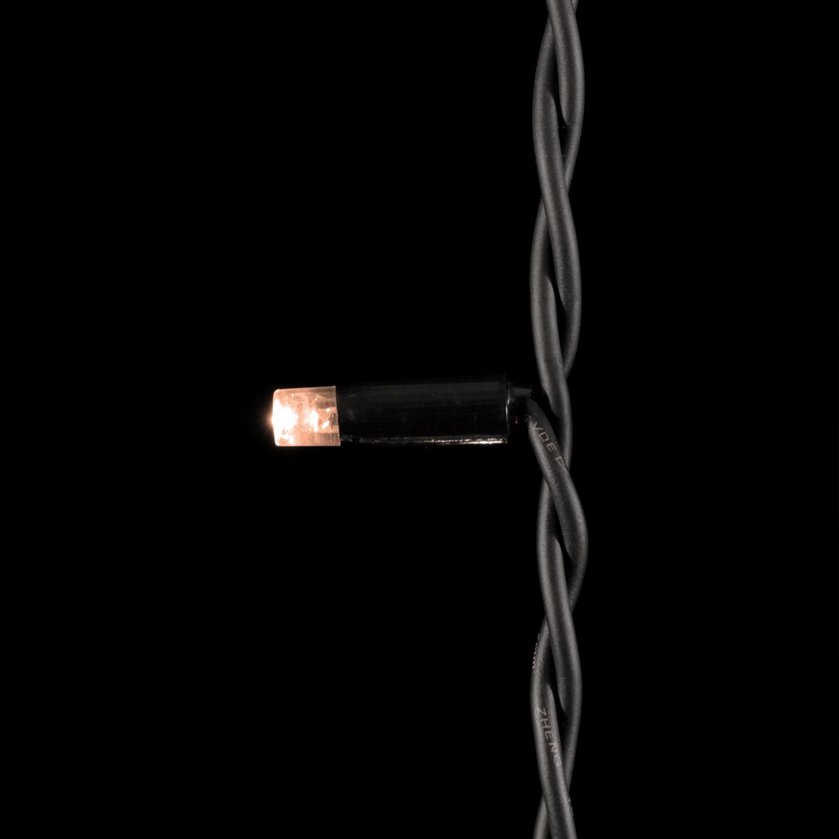 Гирлянда LTC Занавес 2 x 3 м Экстра Тепло-Белый 220В, 600 LED LL602-1-2EWW