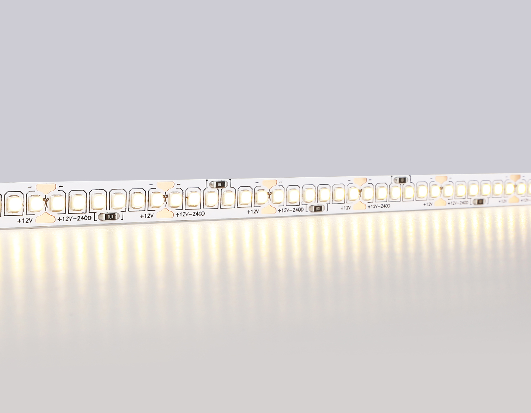 Светодиодная лента 2835 240Led, 17W m, 12V IP20 3000K 5m,кратность резки 25mm Ambrella Light GS GS1401_AMB