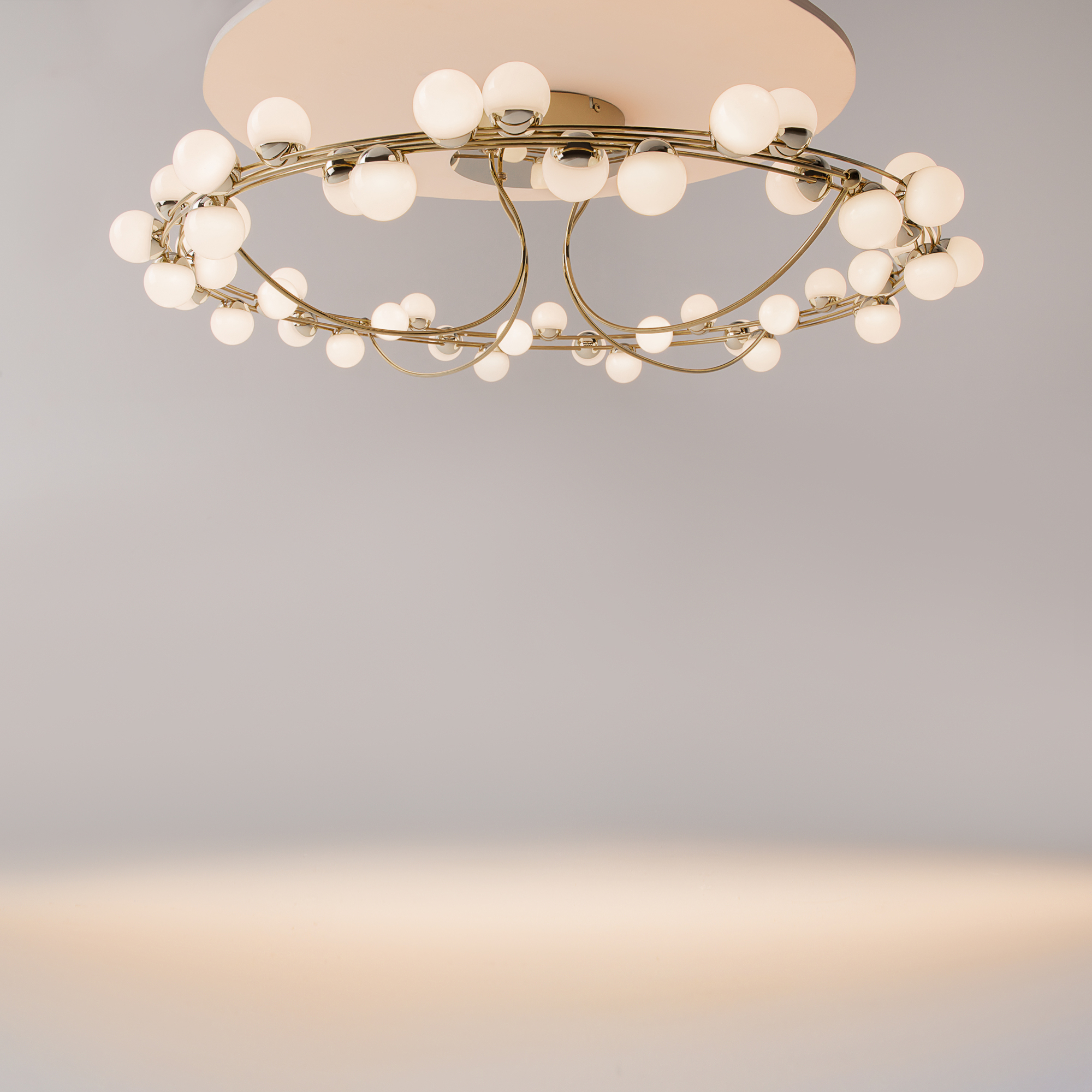 Потолочный люстра Maytoni Tessara MOD081CL-L48G3K_MY