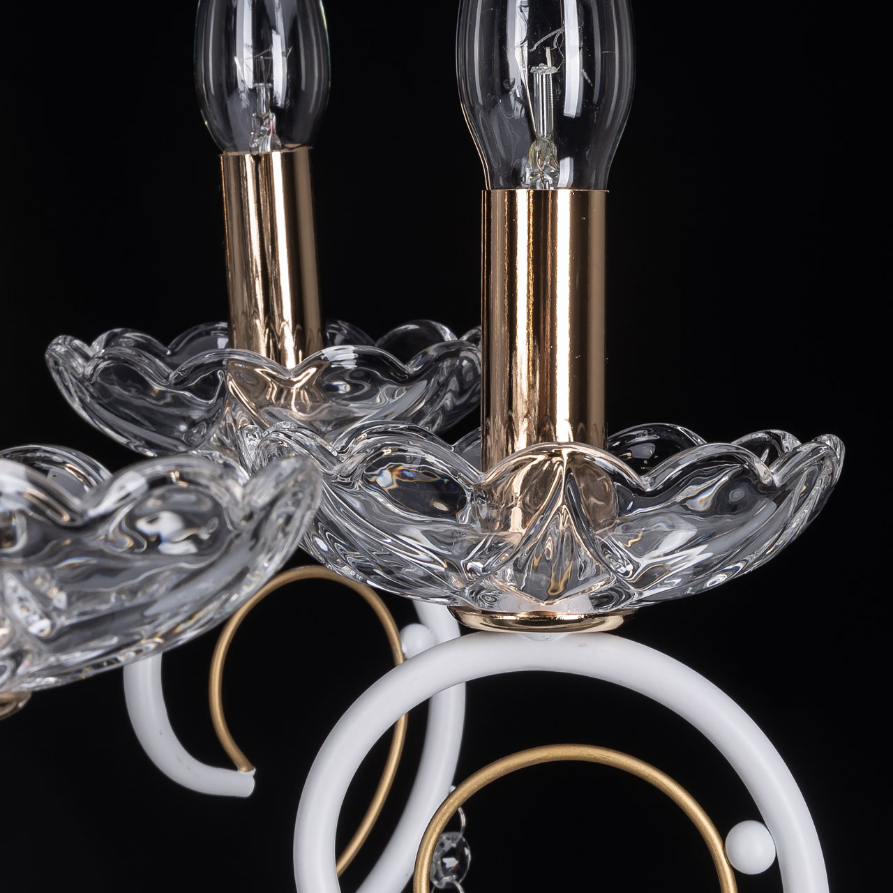 Подвесная люстра De Markt Свеча 683015008_MW