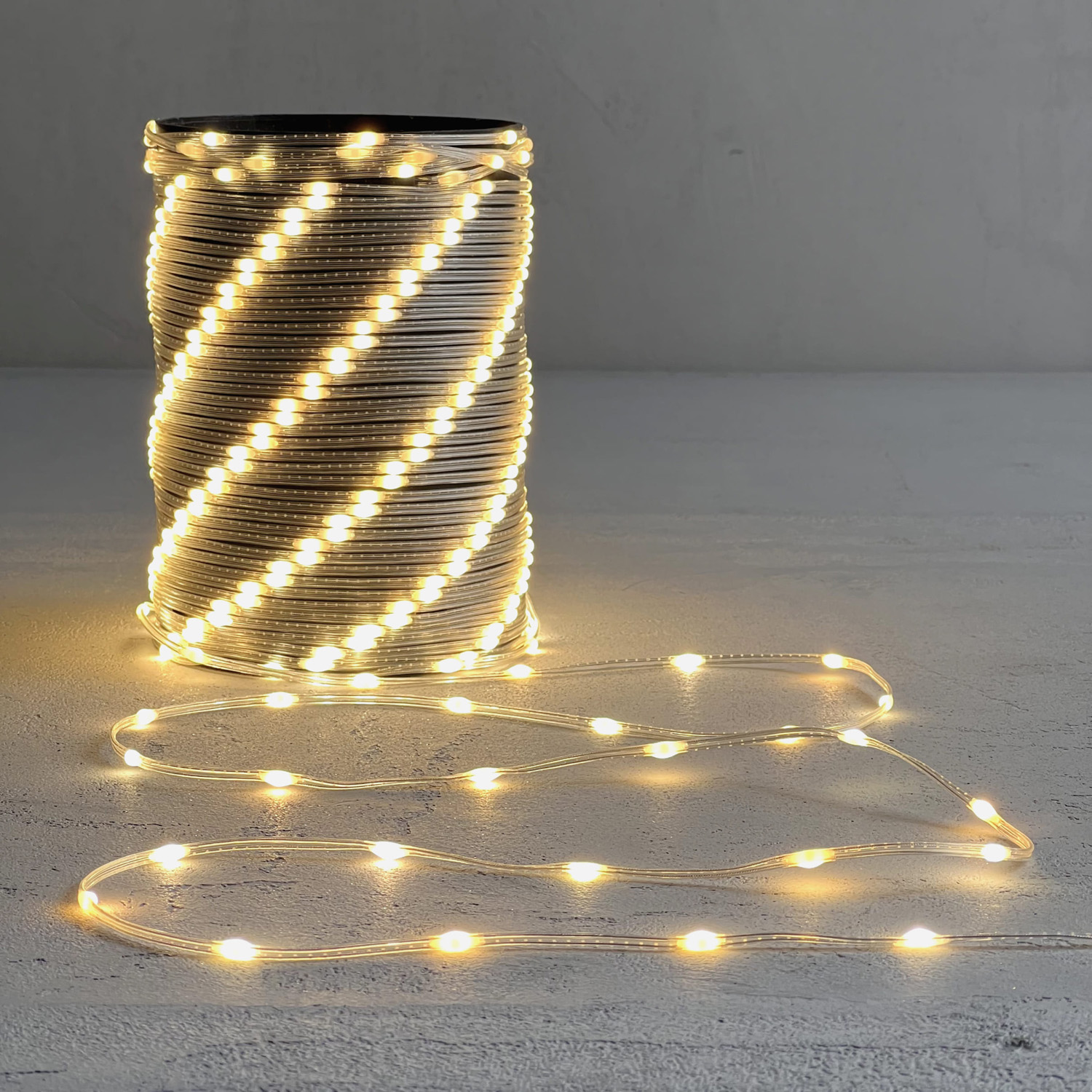 Гирлянда Роса Про 20м Тепло-Белая 24В, 200 LED, Провод Прозрачный ПВХ, IP65 LTC RPro200-20m-1WW