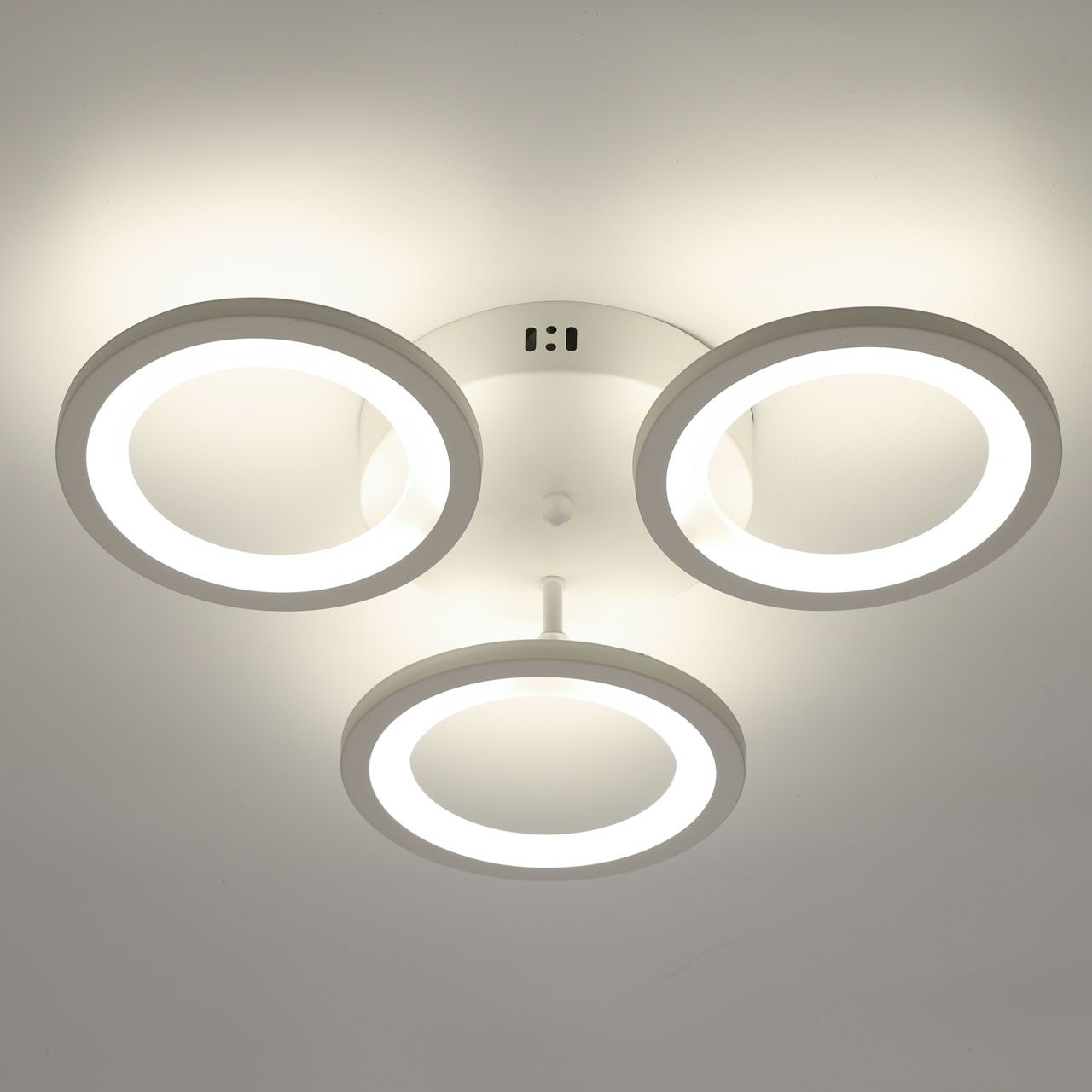 Потолочная люстра De Markt Мадлен 424013303_MW