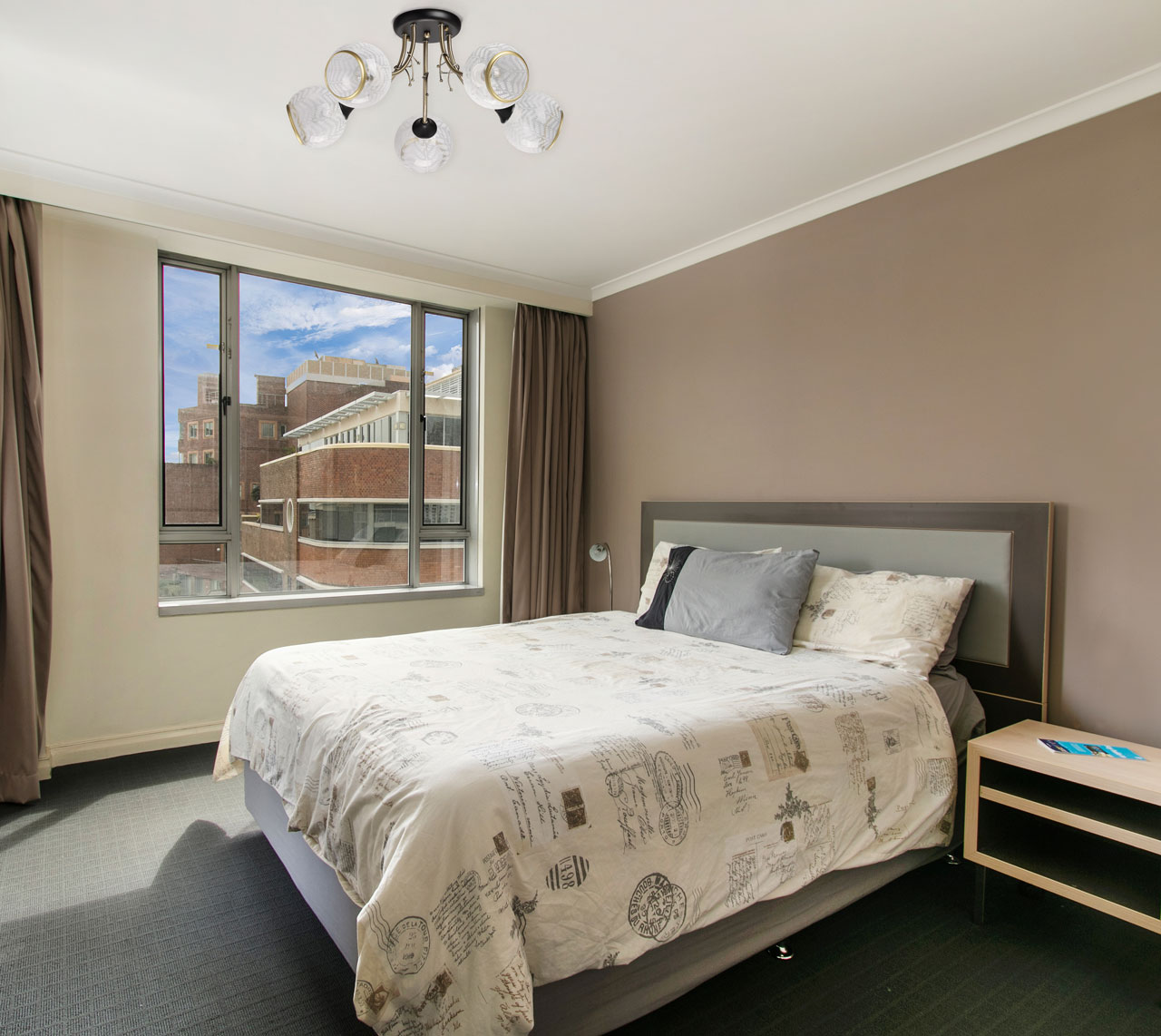 Потолочная люстра De City Грация 677014505_MW