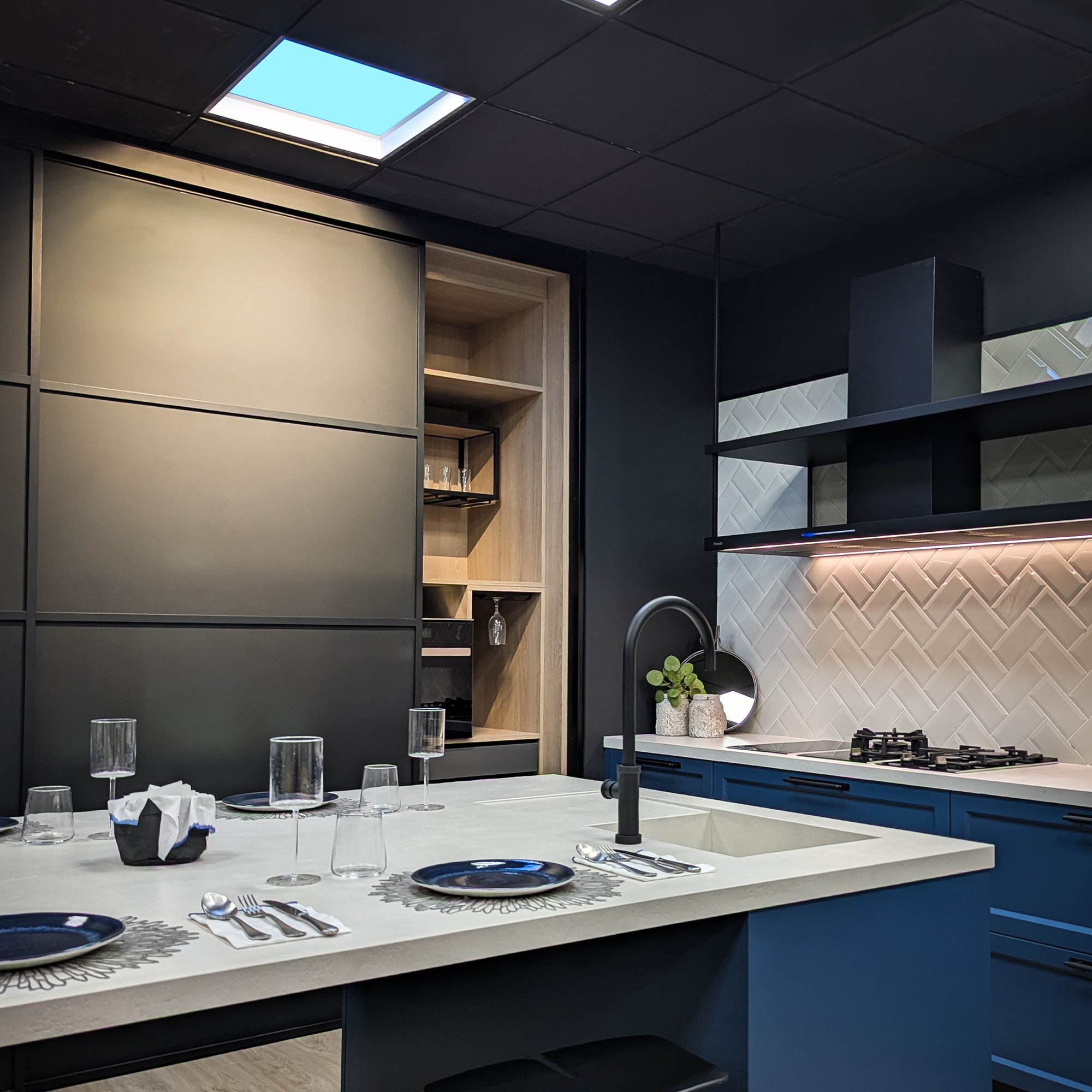 Потолочный втраиваемый светильник-окно MANTRA BLUE SKY 9095_MN