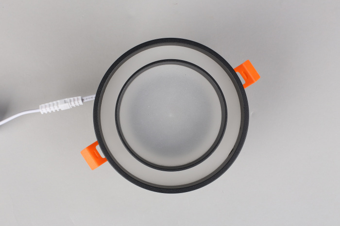 Встраиваемый светильник круглый светодиодный Omnilux OML-103219-15