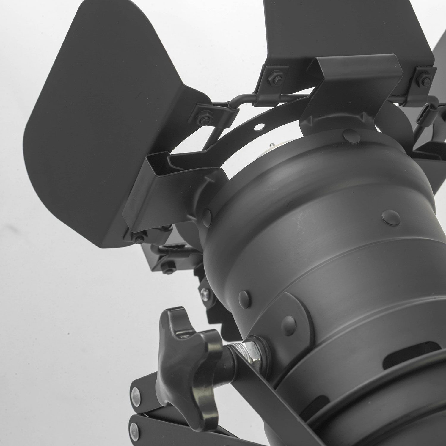 Настенно-потолочный светильник Lussole THORNTON GRLSP-9702