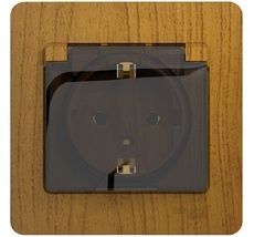 Розетка встраиваемая с заземлением, шторками и крышкой (дуб) Systeme Electric GSL000546
