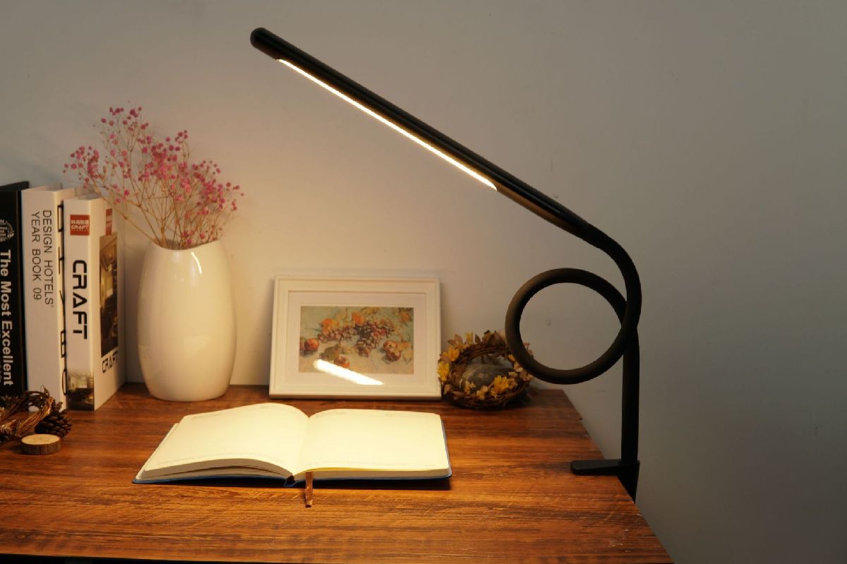 

Настольная лампа Donolux Kaa T111043TW1B, T111043TW1B