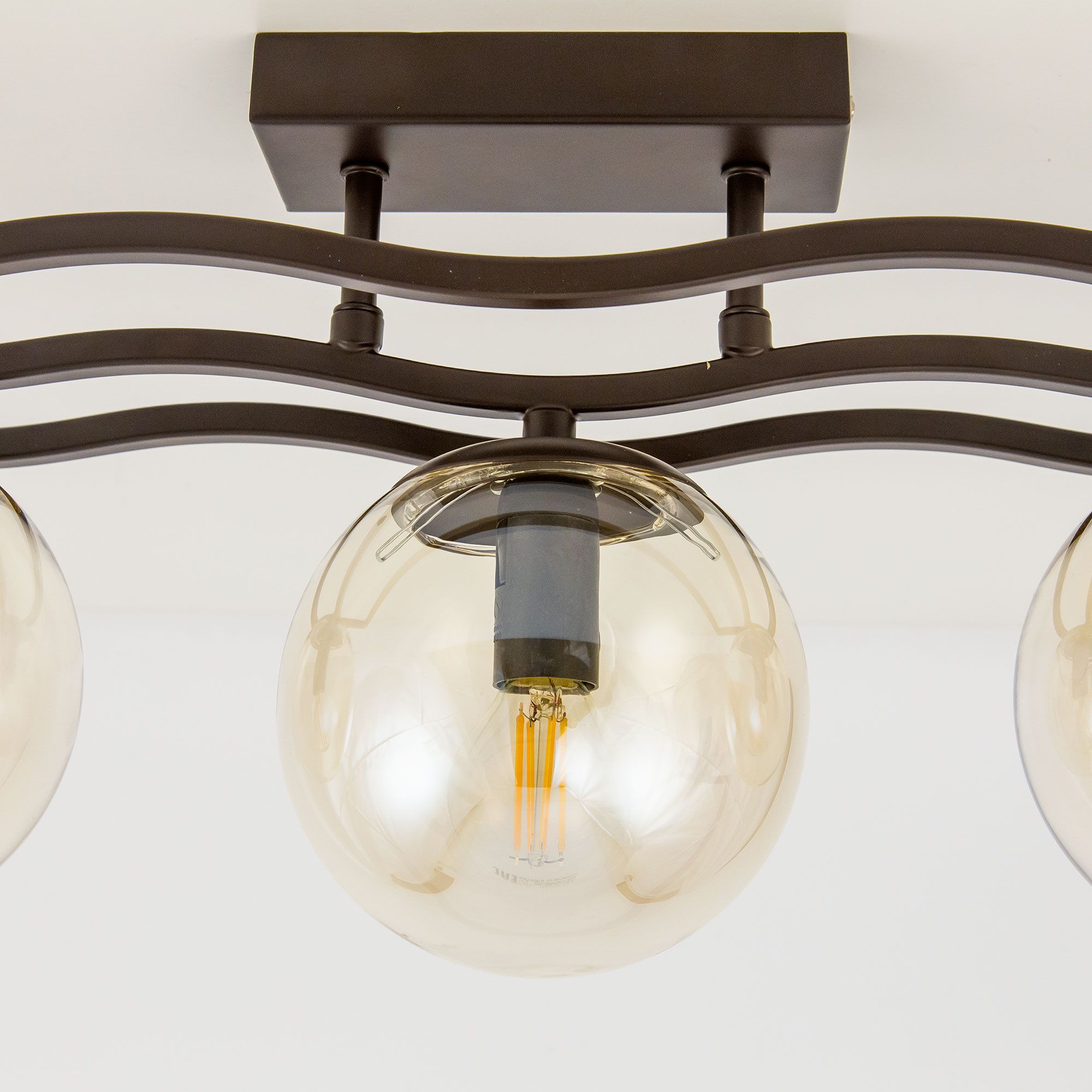 Потолочная люстра CitiLux на штанге Бриз CL106235