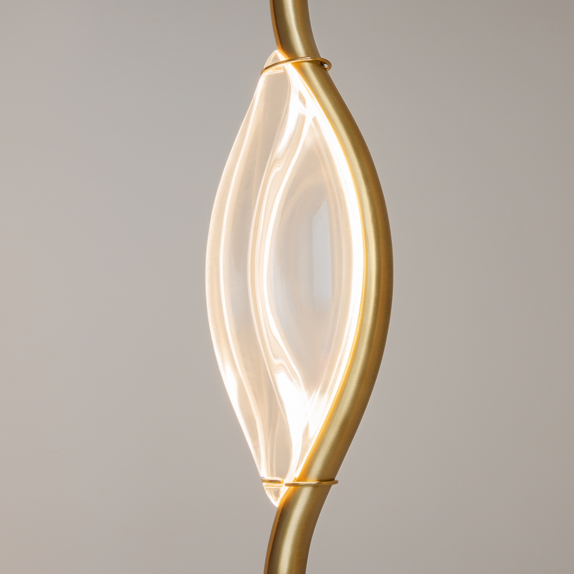 Подвесной светильник Maytoni Foresight MOD347PL-L8BS3K_MY