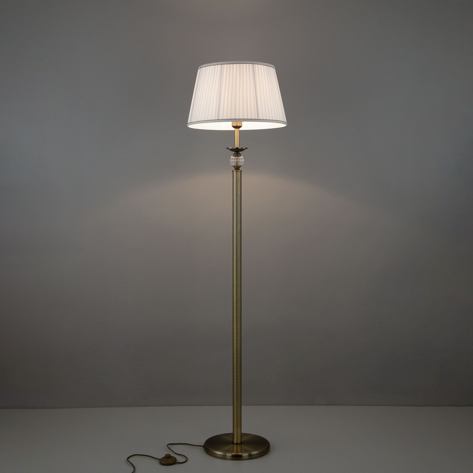 Торшер CitiLux Ровена CL433913