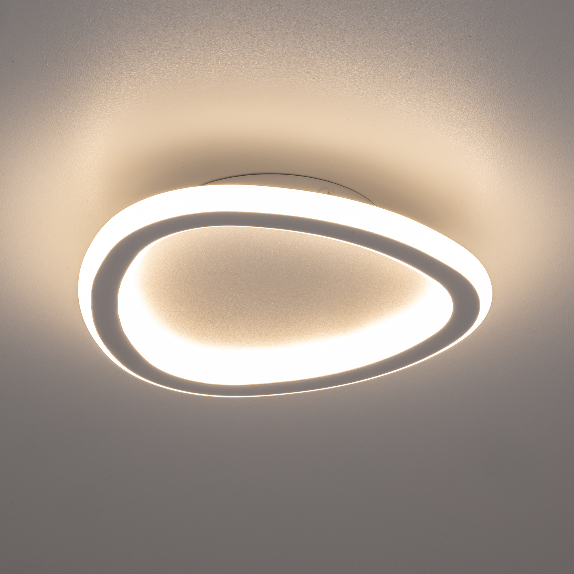 Потолочный светильник CitiLux TRIO CL215B220