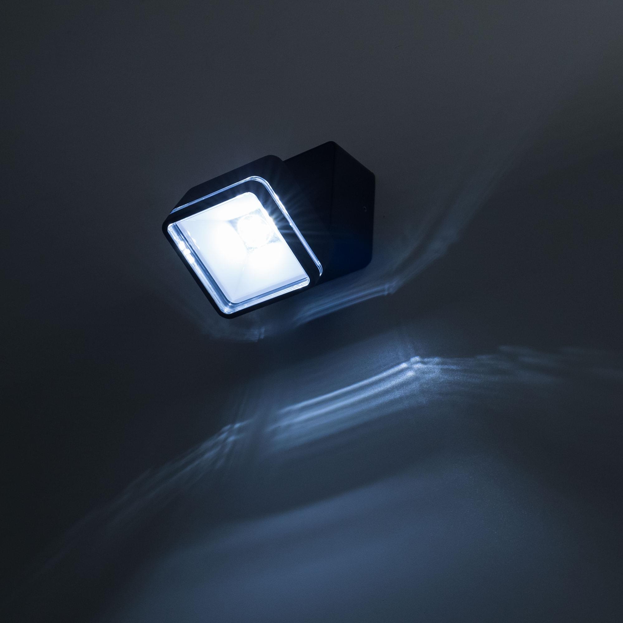 Уличный настенный светильник CitiLux CLU0008K