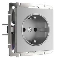 Розетка с заземлением и шторками Werkel a050891_WR