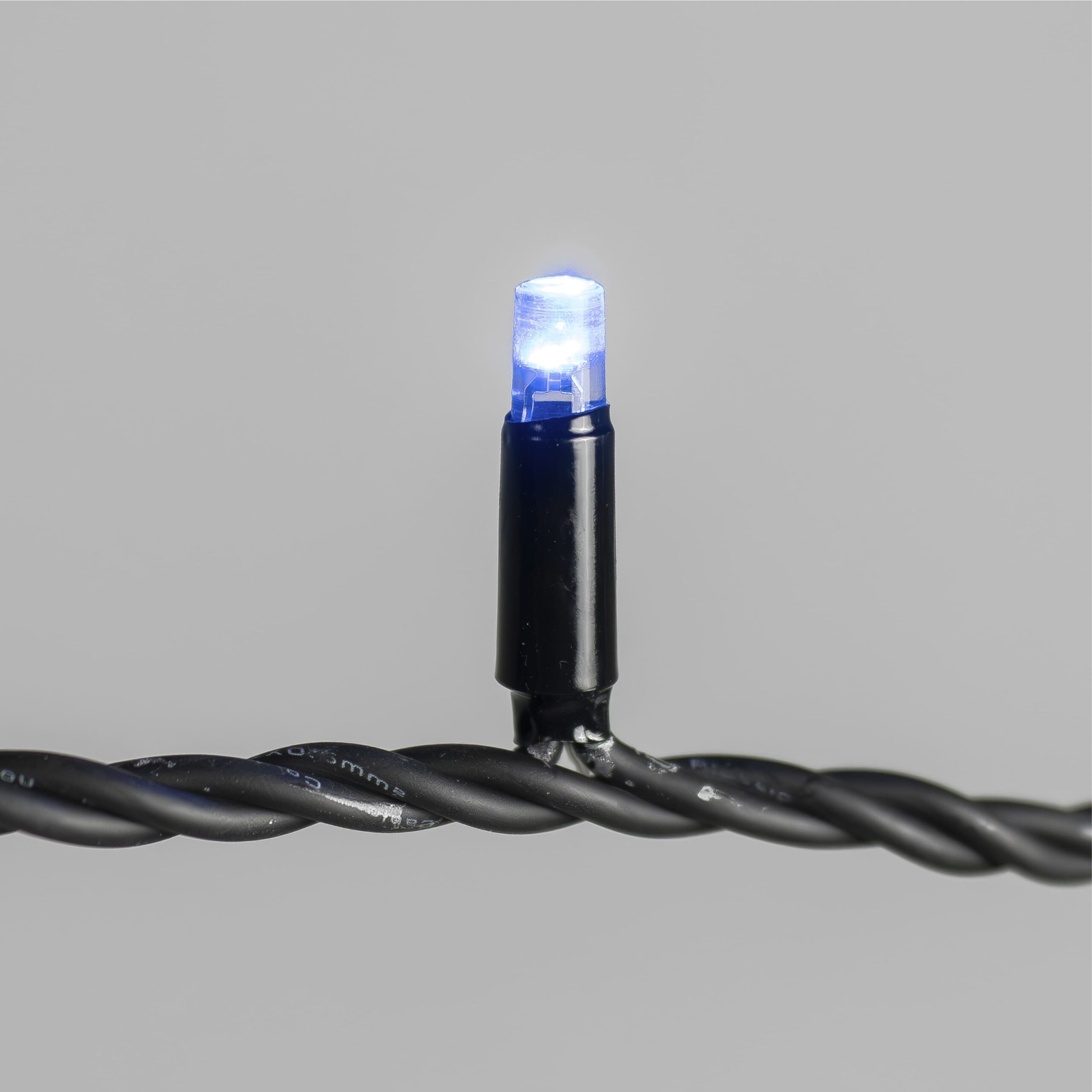 Гирлянда LTC Нить 10м Разноцветная с Мерцанием Каждого Диода 220В, 100 LED, Провод Черный Каучук, IP65 LL100ABL-1-2M