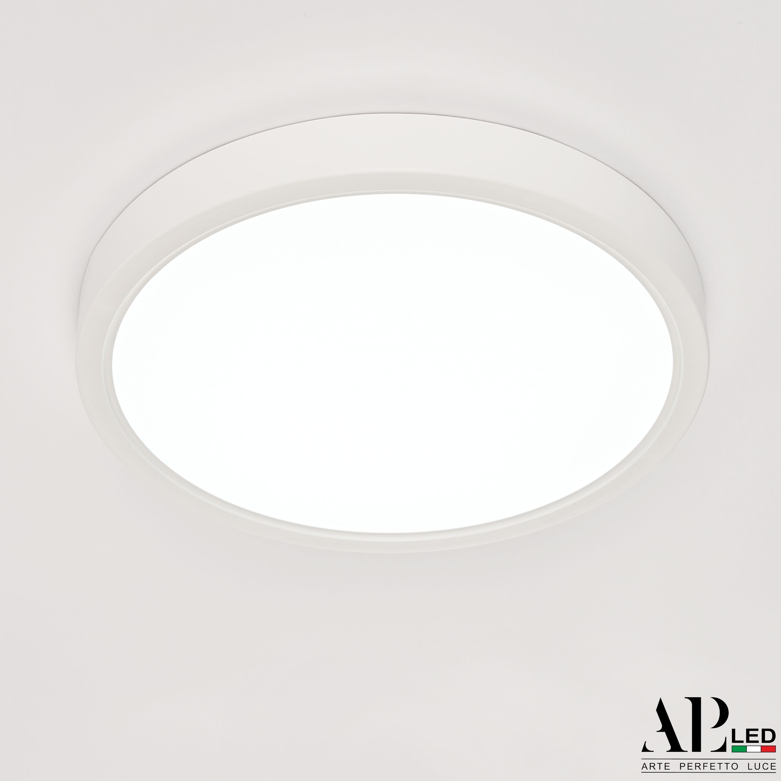 Накладной светильник APL LED Ingrid 3322.LDY2004M/18W/6K_BI