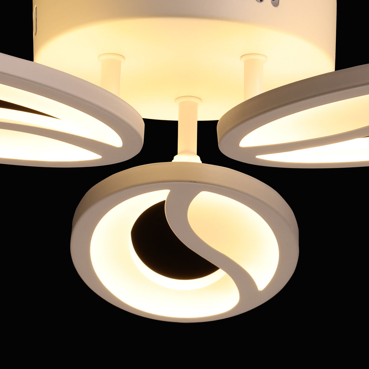 Потолочная люстра De City Мадлен 424018003_MW