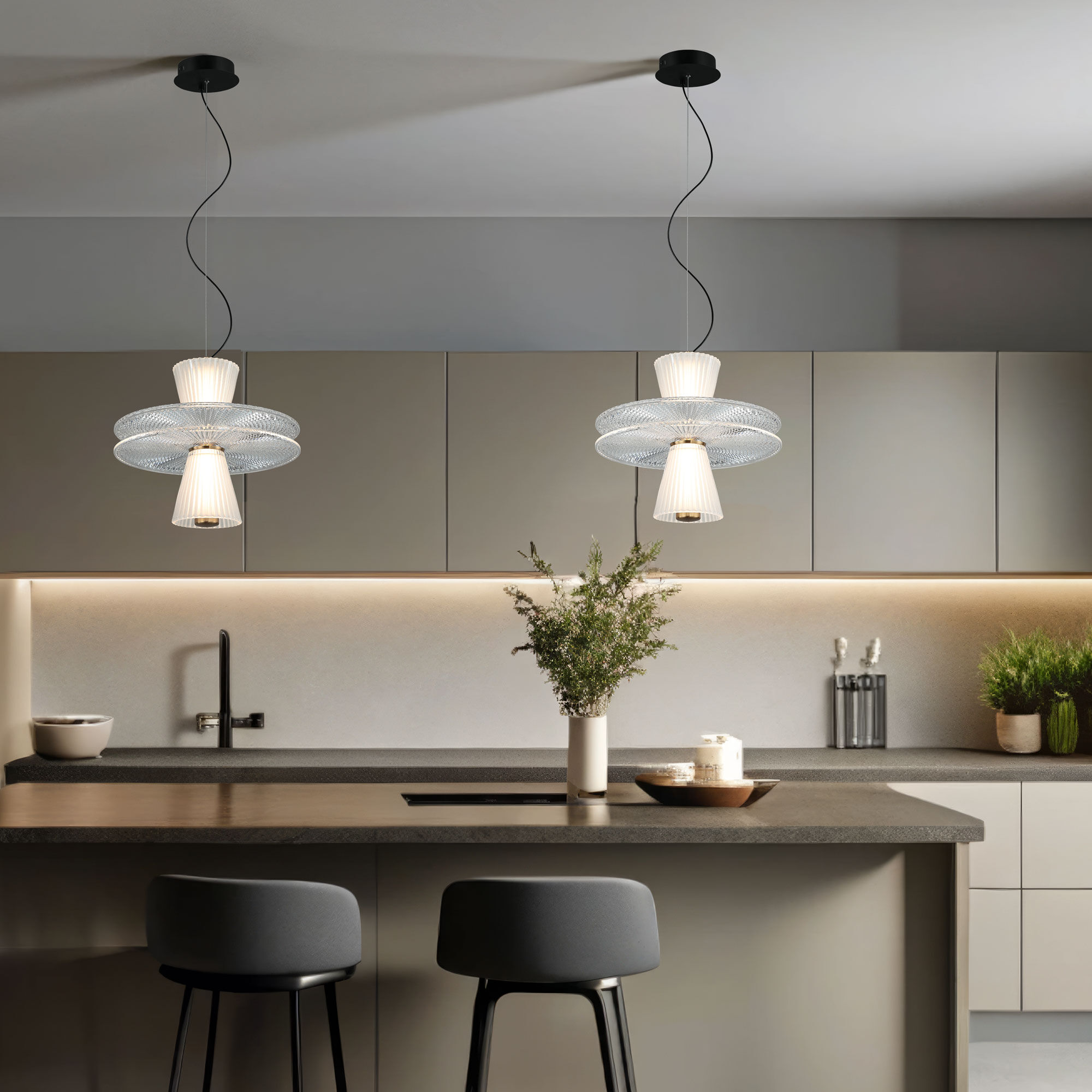 Подвесной светильник Eurosvet Titania a069190_EU