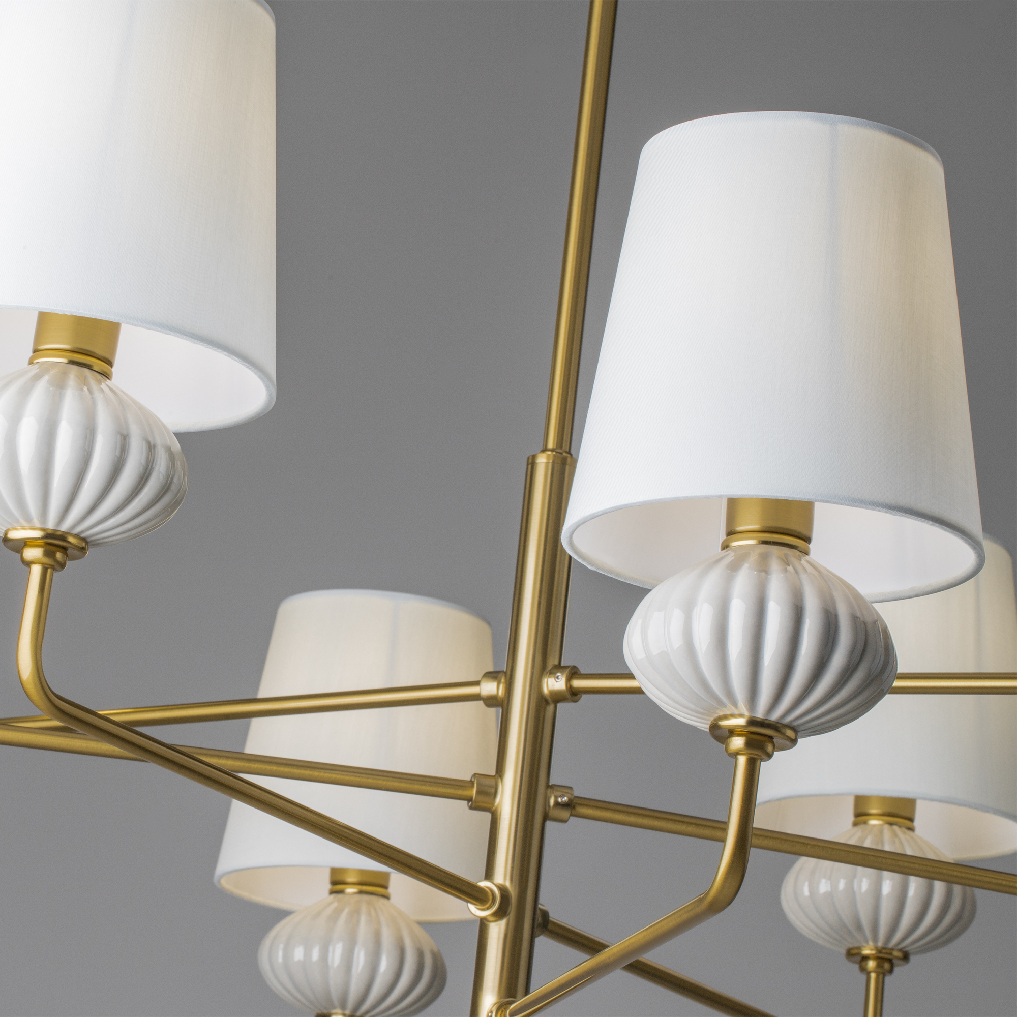 Подвесная люстра на штанге Freya Ceramics FR2029PL-08BS_MY