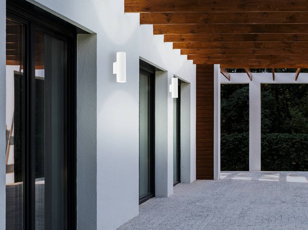 Уличный настенный светильник Riga 94101