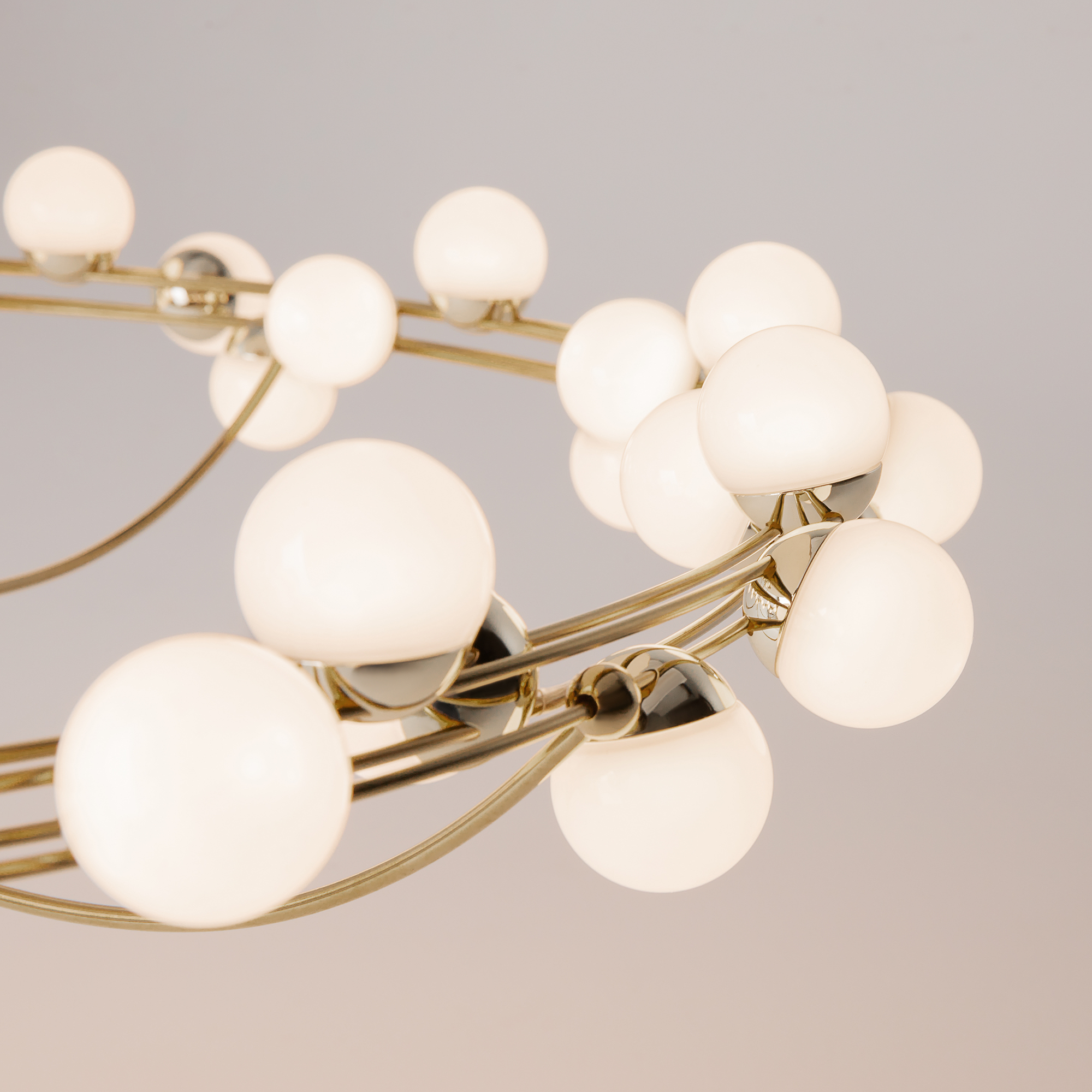 Потолочный люстра Maytoni Tessara MOD081CL-L48G3K_MY